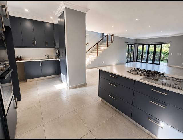 3 BEDROOM FREEHOLD TO LET IN SALT ROCK